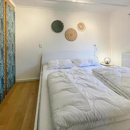 Κάμπινγκ 1 Bedroom Cozy Stacaravan In