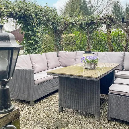 Κάμπινγκ 1 Bedroom Cozy Stacaravan In 3*